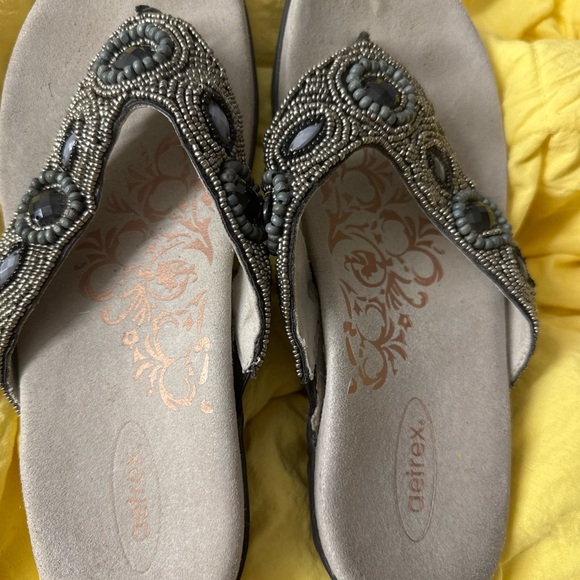 Aetrex Women's Brittany Beaded Comfort Thong Sandal  Size 8 - Picture 3 of 9